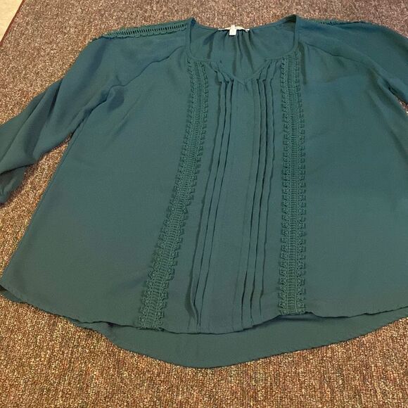 41 Hawthorn Tops - 41 hawthorn medium green blouse